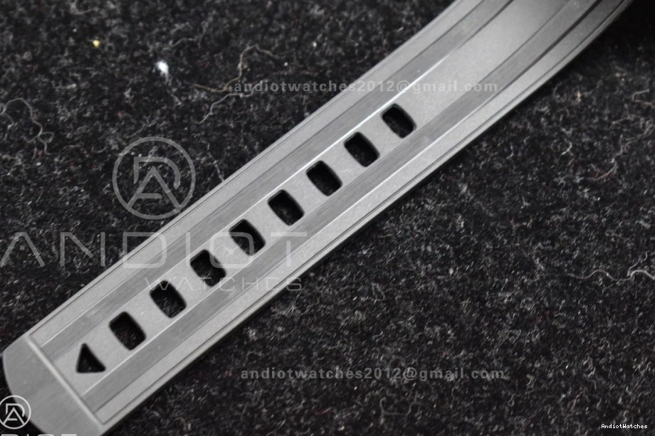 HighQuality RMF Edition in Moonshine Best Strap YG Dial Gold Black Rubber Moonwatch Speedmaster 456 on YG Manual Chrono 0216